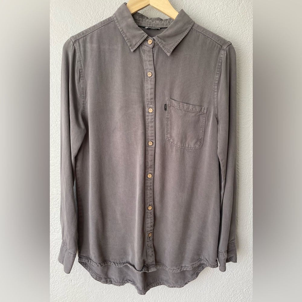 tentree brand size small grey tencel oversize button up shirt